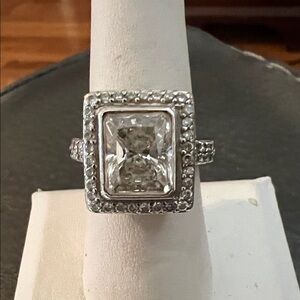 Sterling Silver Clear Stone Halo Ring - White